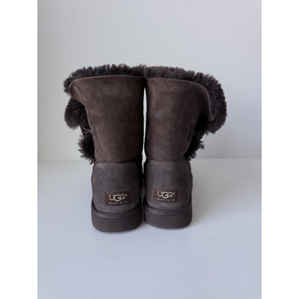 Ugg Australia Bailey Button II Ankle Sheepskin Boots Brown Women’s Size 8 - Picture 7 of 14